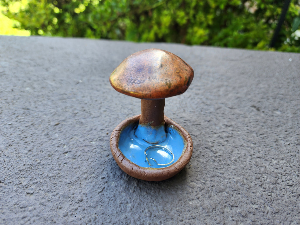 Deep blue mushroom ring dish