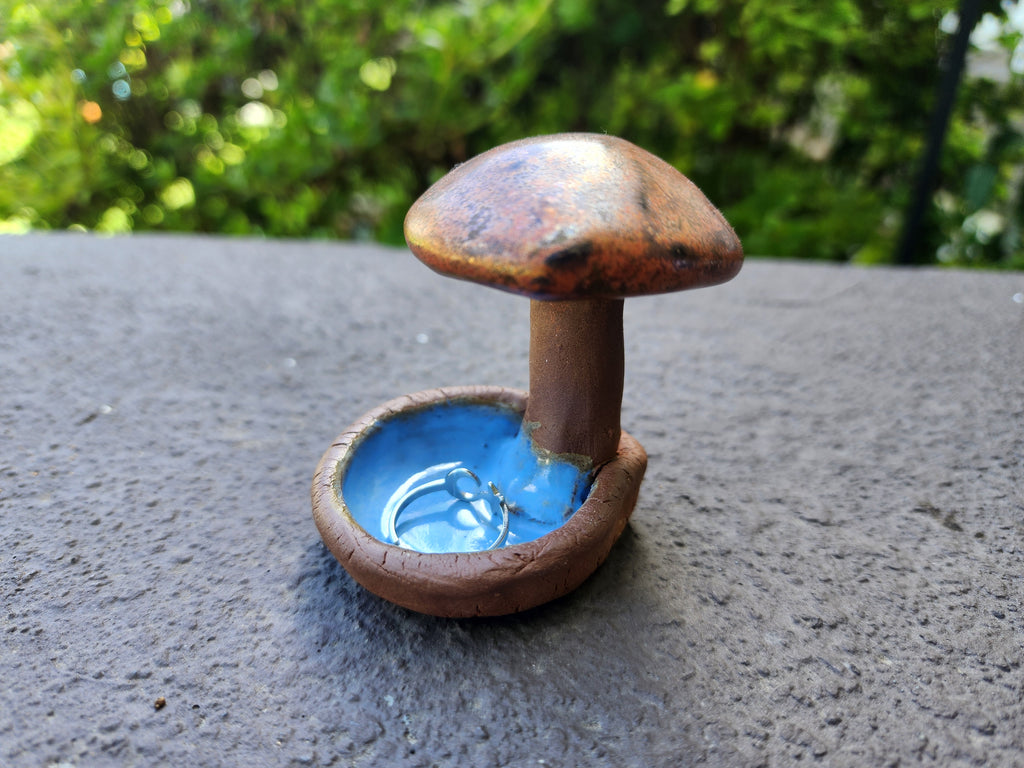 Deep blue mushroom ring dish